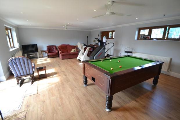 Annex Lounge