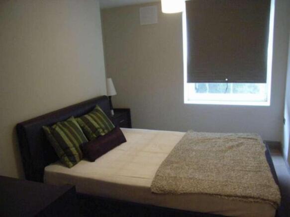 1 bed Flat to rent Image 4