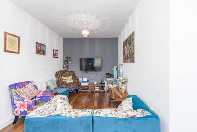 2 bed Terraced for sale Image 7