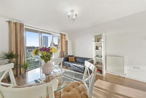 42 Violet Road, Bow