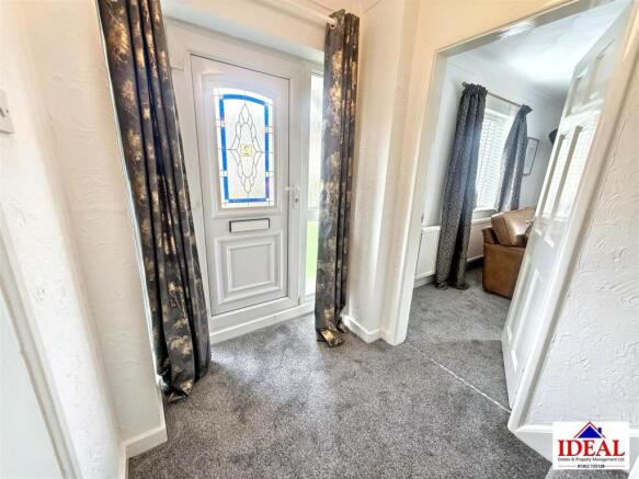 3 bed Semi-Detached for sale Image 10