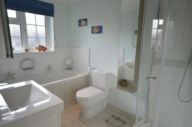 Master en-suite
