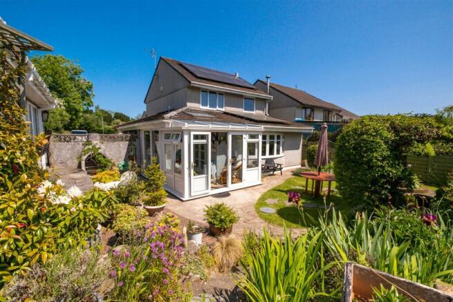 16_Orchard_Close_Tideford-18.jpg