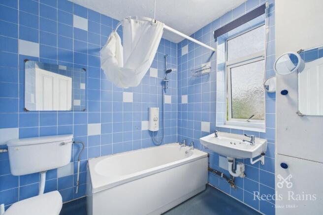 3 bed Semi-Detached for sale Image 8