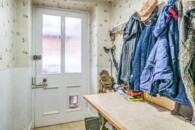 Hallway/ boot room