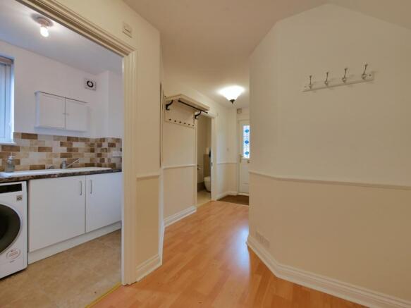 Entrance hall - Utility
