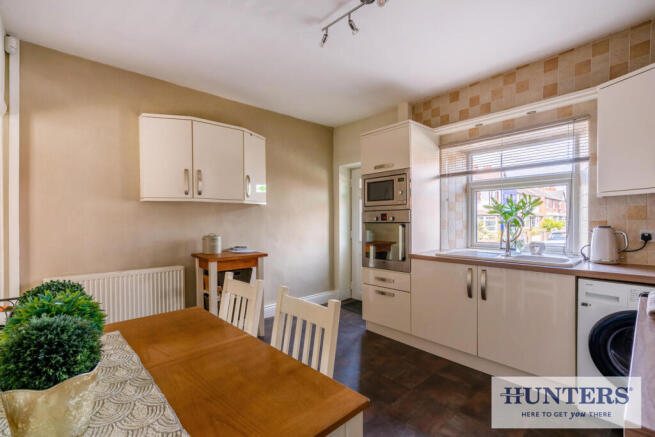 2 bed Terraced for sale Image 6