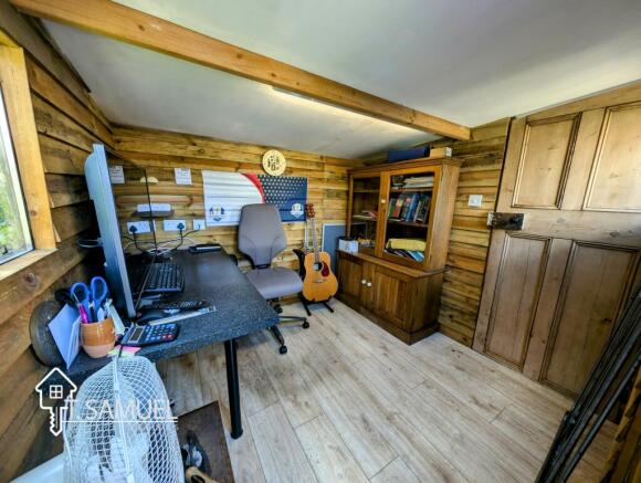 Outdoor office space