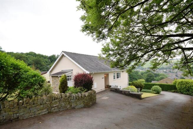 21 Corbiere, Elland Road, Ripponden, HX6 4JN Exter