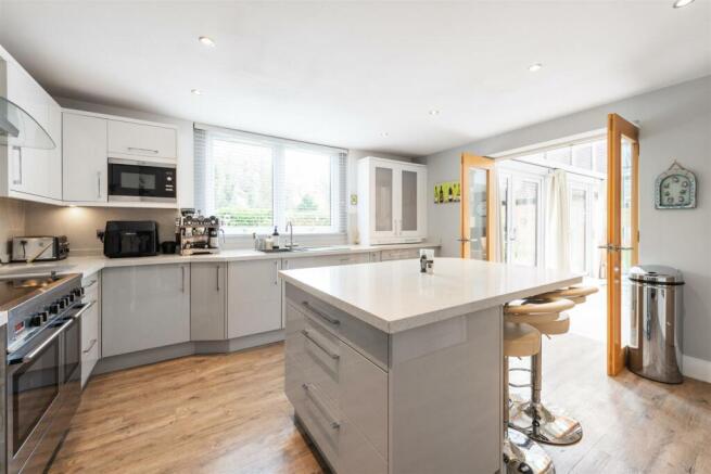 2671 Stratford Road, Hockley Heath, Solihull, B94 