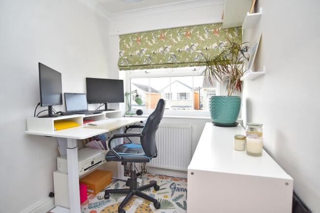 3 bed Terraced for sale Image 12