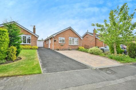 Middlefield, Gnosall, Stafford, Staffordshire, ST20