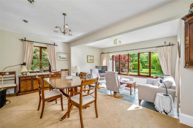Dining/Sun Room
