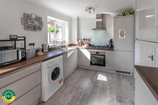 3 bed Detached for sale Image 4
