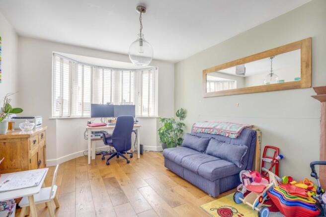 9 Barnhill Close, SL7 3HA (LOW RES)-2