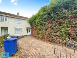 41, Danesway, Scawthorpe, Doncaster DN5 9EB