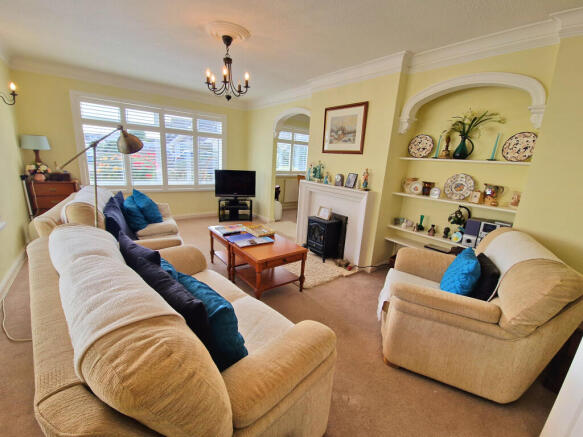 Teal Close. Porthcawl, CF36 3RE photo 4