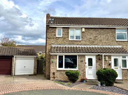 Mildenhall Close, Fens