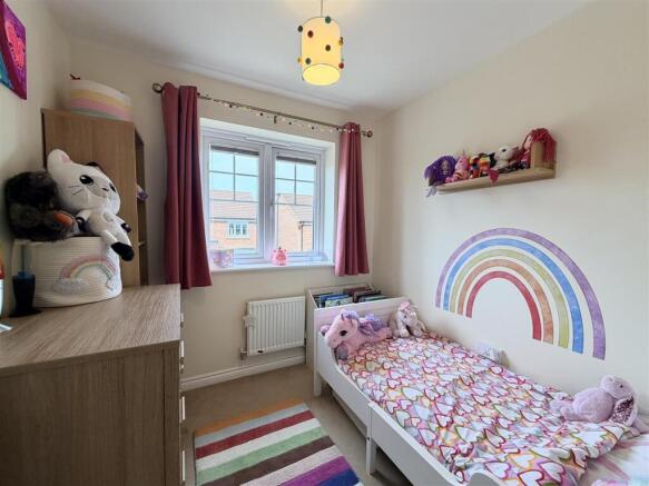 4 bed Detached for sale Image 10