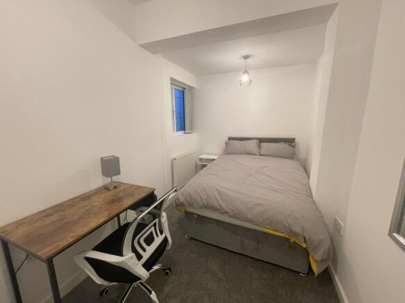 5 bed Terraced for sale Image 6