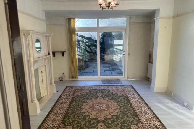 19 Pollards Hill North, Norbury, London SW16 4NJ