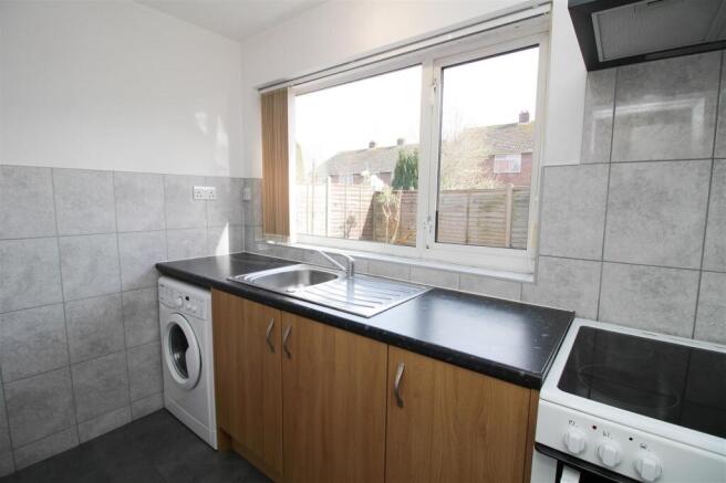 Kitchen 2.jpg