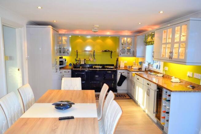 Kitchen/Dining Ro...