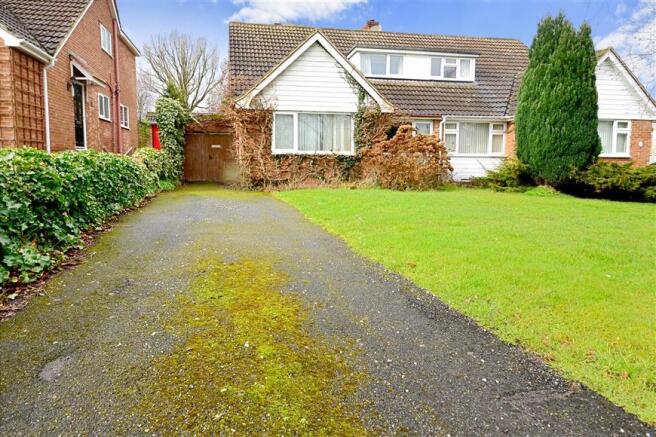 Driveway/Parking