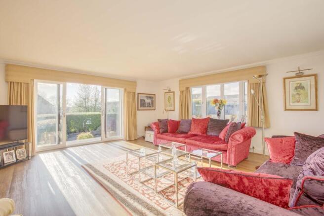 8 Mountain Ash, Marlow Bottom, SL7 3PB (LOW RES)-1