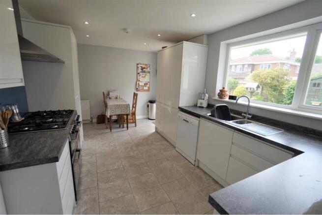 Kitchen/Breakfast