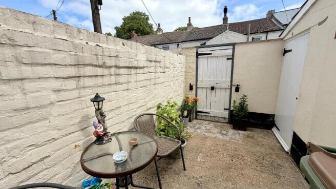 2 bed Cottage for sale Image 10