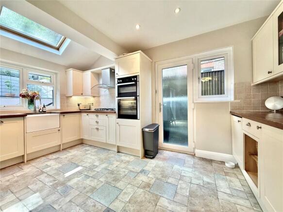 Cherry Garden Road, Old Town, Eastbourne, East Sussex, BN20 photo 4
