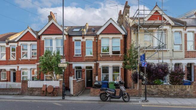 Flat 1, 92 Bollo Lane, Chiswick, London, W4 5LX