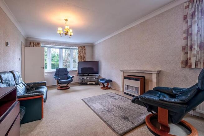 6 Willowdene Gardens (3 of 23).jpg