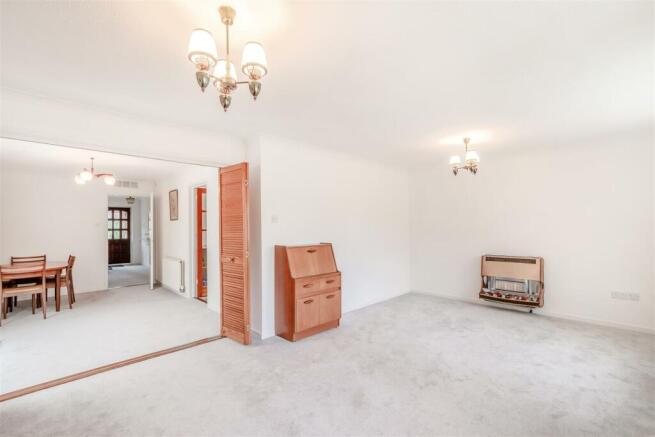 8559012-interior03.jpg
