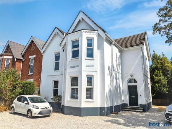 Charmouth Grove