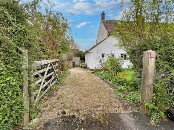 22 - Semi-detached House for Auction, Long Ashton.