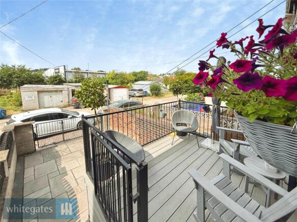 3 bed Terraced for sale Image 11