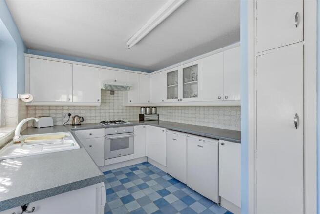 3 bed Detached Bungalow for sale Image 6