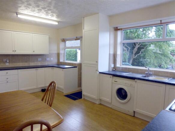 Fitted Dining
