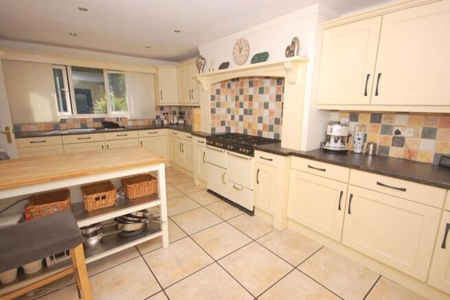 Kitchen / Breakfast Room