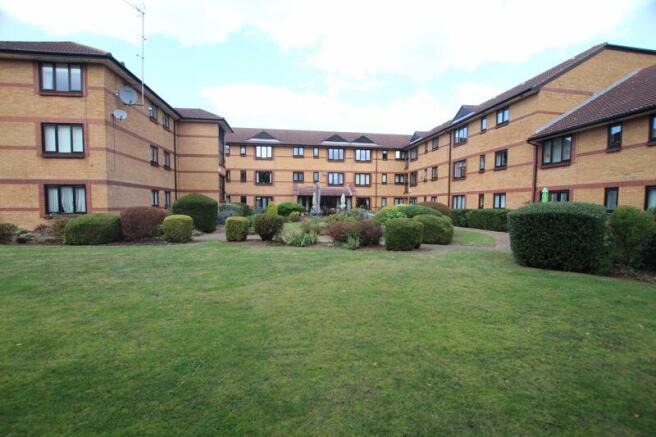 avonlea court