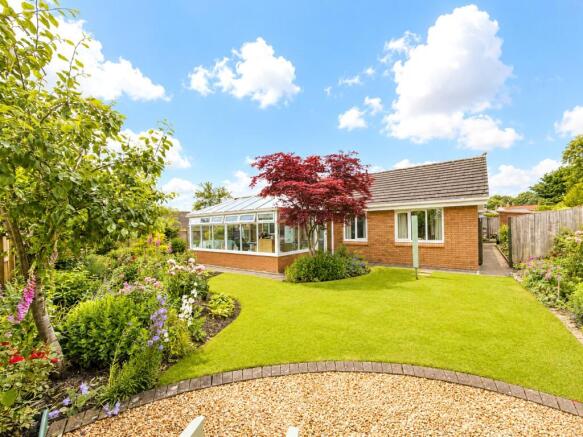 3 bed Bungalow for sale Image 11