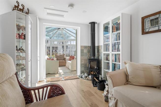 4 bed Terraced for sale Image 8