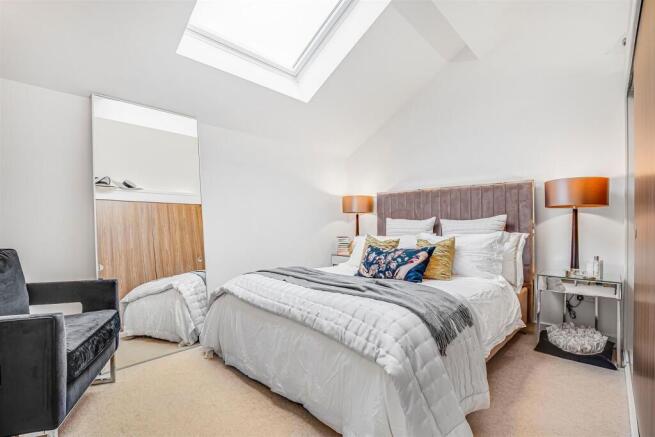 James_Anderson__Sheen_L-_6_Lambourn_House1.jpg