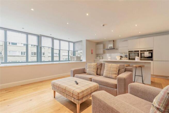 17 bed House for sale Image 7