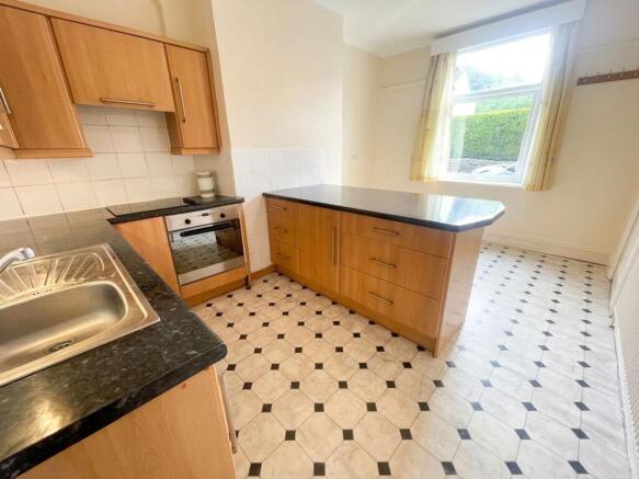 2 bed Detached for sale Image 4