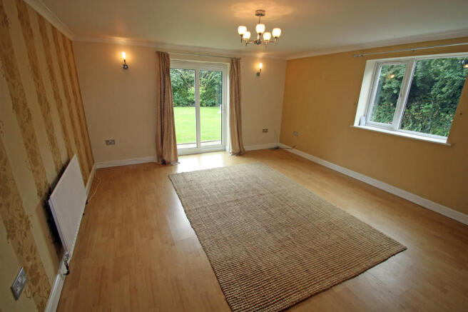 Lounge in extension