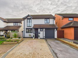 18, Chartwell Close, Paignton TQ3 3LT