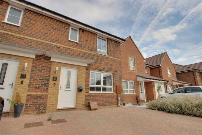 3 bed Semi-Detached for sale in beverley